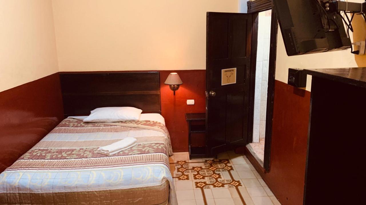 Hotel Ajau Guatemala City Екстериор снимка