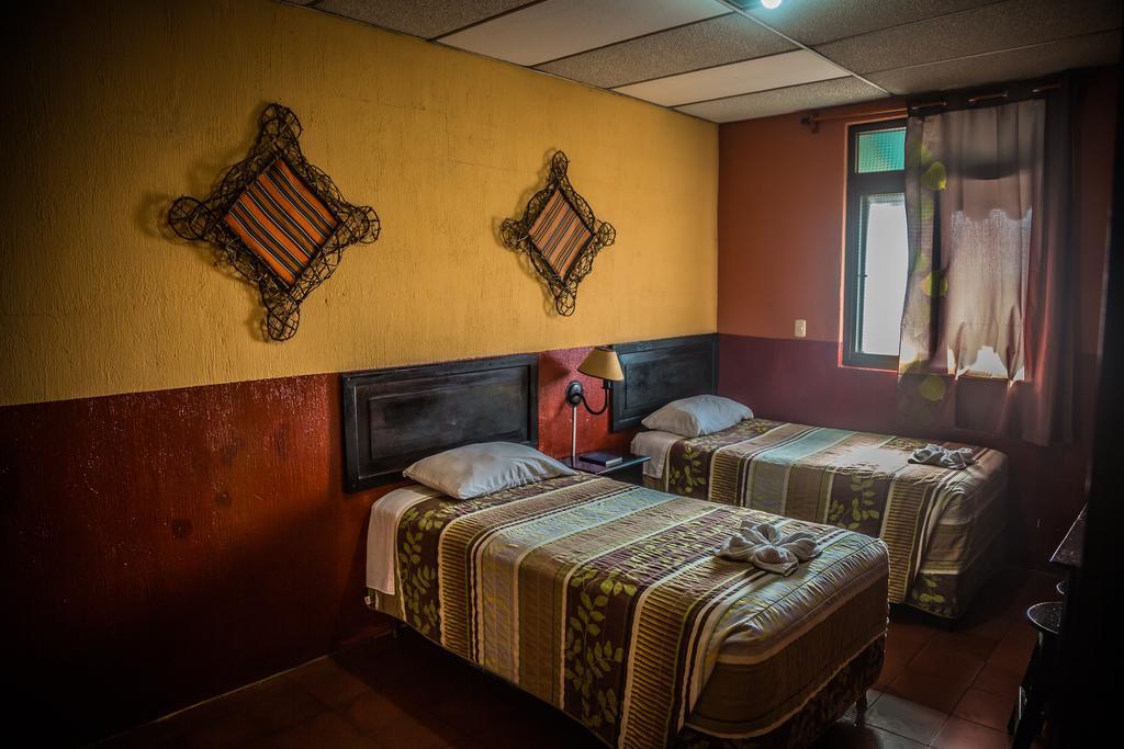Hotel Ajau Guatemala City Екстериор снимка